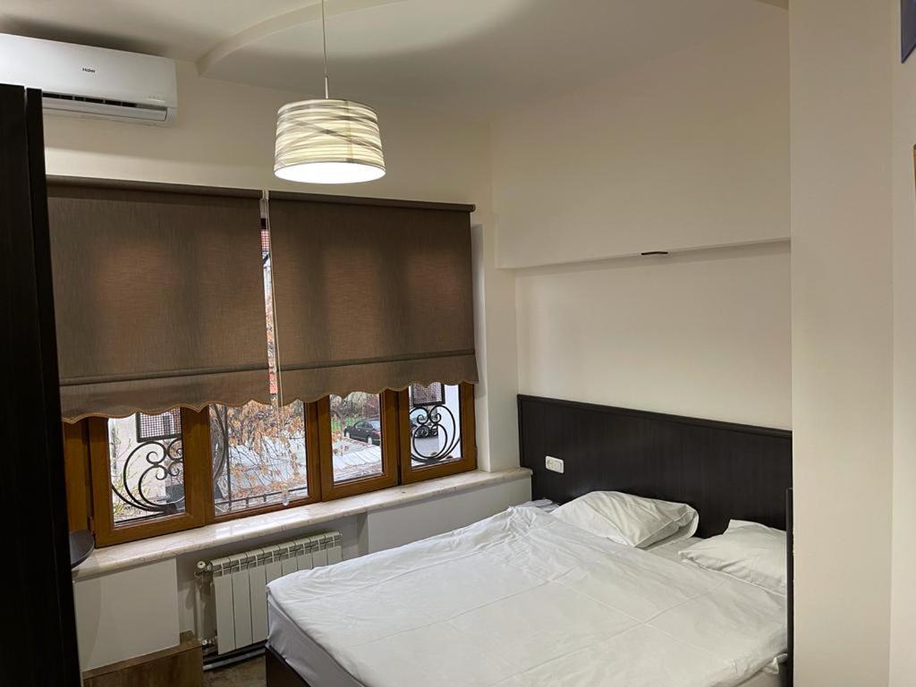 Yerevan Hostel Ngoại thất bức ảnh