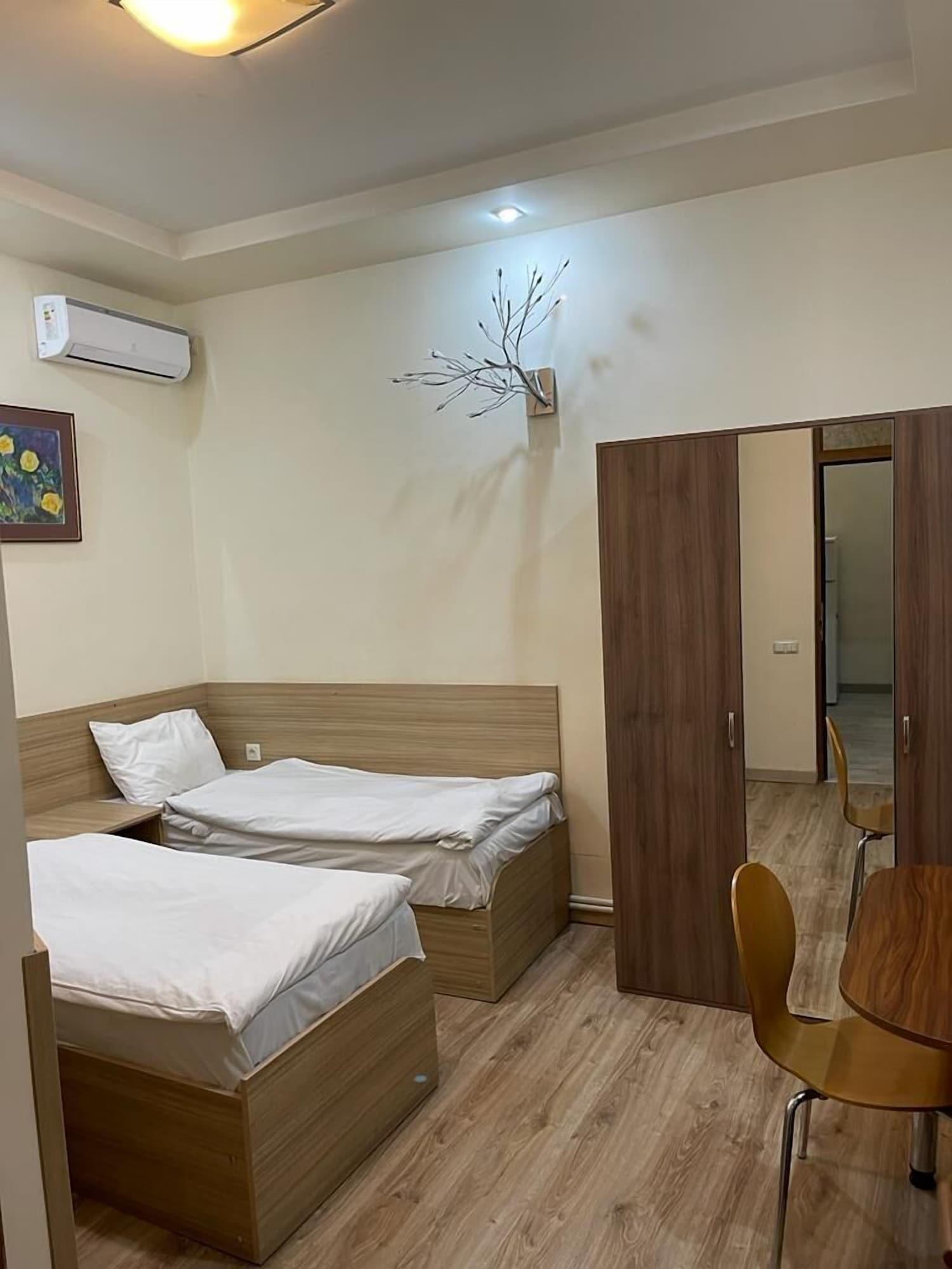 Yerevan Hostel Ngoại thất bức ảnh
