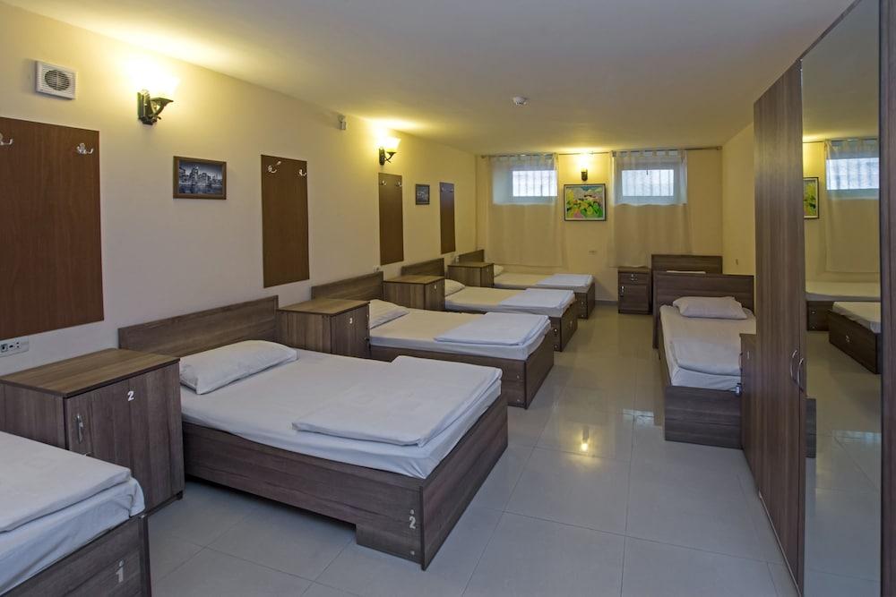 Yerevan Hostel Ngoại thất bức ảnh