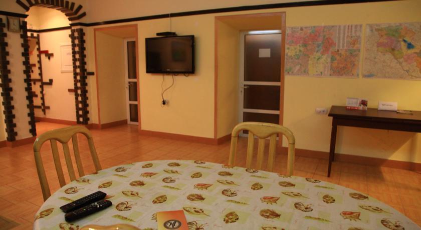 Yerevan Hostel Phòng bức ảnh