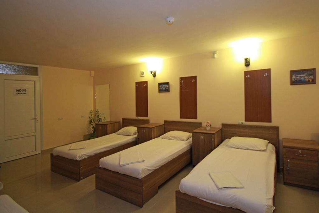 Yerevan Hostel Ngoại thất bức ảnh